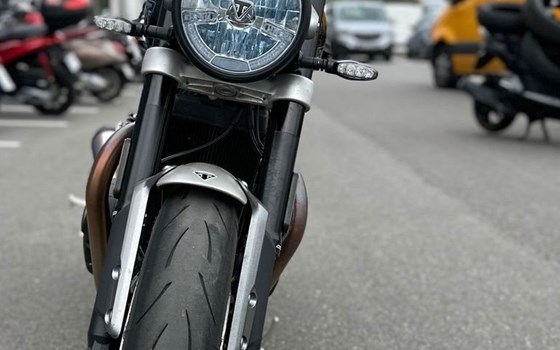 Gebrauchtmotorrad Triumph Speed Twin 1200 - Bild 2