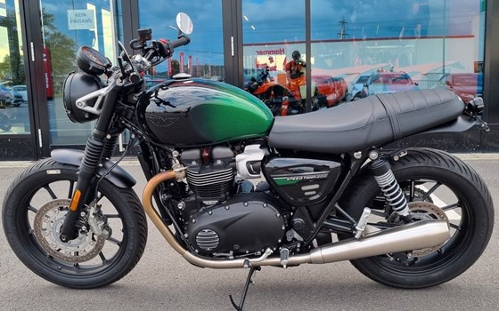 Gebrauchtmotorrad Triumph Speed Twin 900 - Bild 1