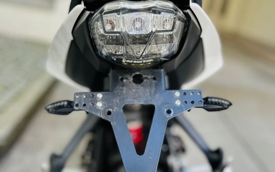 Gebrauchtmotorrad Triumph Street Triple 675 R - Bild 6