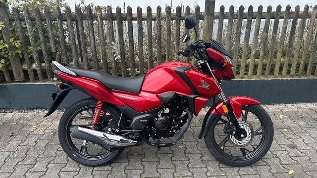 Honda CB125F