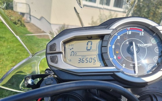 Gebrauchtmotorrad Triumph Tiger 800 - Bild 14