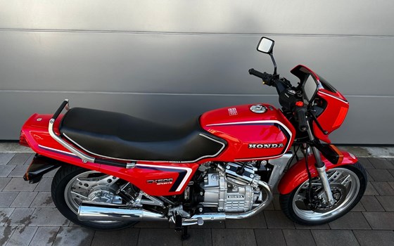 Gebrauchtmotorrad Honda CX500E - Bild 14 Gebrauchtmotorrad Honda CX500E - Bild 14