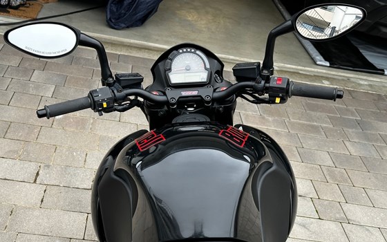 Gebrauchtmotorrad Buell 1125 CR - Bild 5 Gebrauchtmotorrad Buell 1125 CR - Bild 5