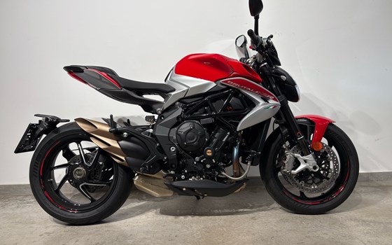 Gebrauchtmotorrad MV Agusta Brutale RR Ottantesimo - Bild 1 Gebrauchtmotorrad MV Agusta Brutale RR Ottantesimo - Bild 1