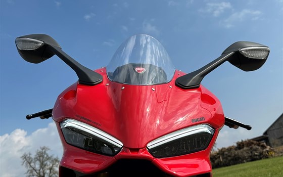 Gebrauchtmotorrad Ducati Panigale V2 S - Bild 4 Gebrauchtmotorrad Ducati Panigale V2 S - Bild 4