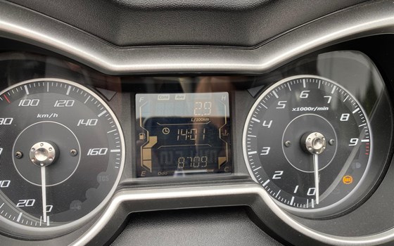 Gebrauchtmotorrad Yamaha XMAX 300 - Bild 6