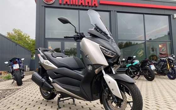 Gebrauchtmotorrad Yamaha XMAX 300 - Bild 1
