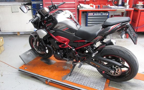 Gebrauchtmotorrad Kawasaki Z900 SE - Bild 2 Gebrauchtmotorrad Kawasaki Z900 SE - Bild 2