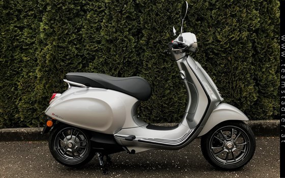 Gebrauchtmotorrad Vespa Elettrica - Bild 1 Gebrauchtmotorrad Vespa Elettrica - Bild 1