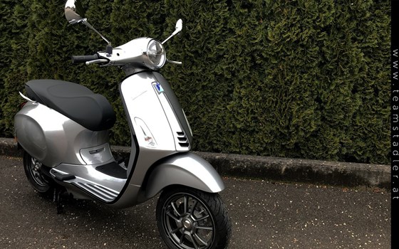 Gebrauchtmotorrad Vespa Elettrica - Bild 2 Gebrauchtmotorrad Vespa Elettrica - Bild 2