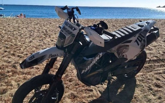 Gebrauchtmotorrad Husqvarna 701 Supermoto - Bild 4 Gebrauchtmotorrad Husqvarna 701 Supermoto - Bild 4