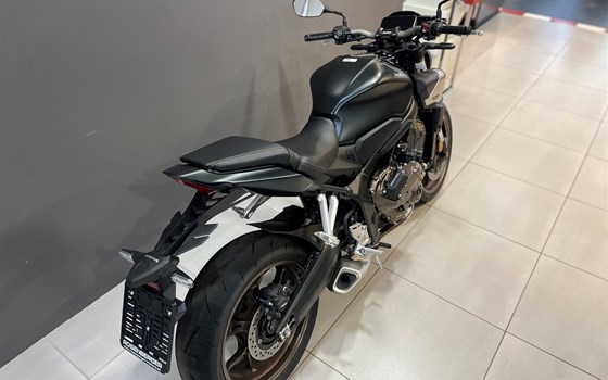 Neufahrzeug Honda CB650R E-Clutch - Bild 4