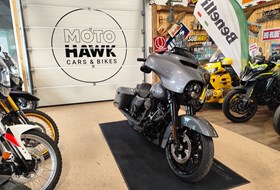 Harley-Davidson Touring Street Glide Special FLHXS