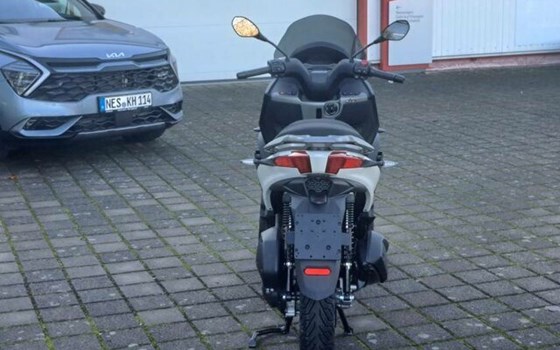 Neufahrzeug Piaggio MP3 310 - Bild 2