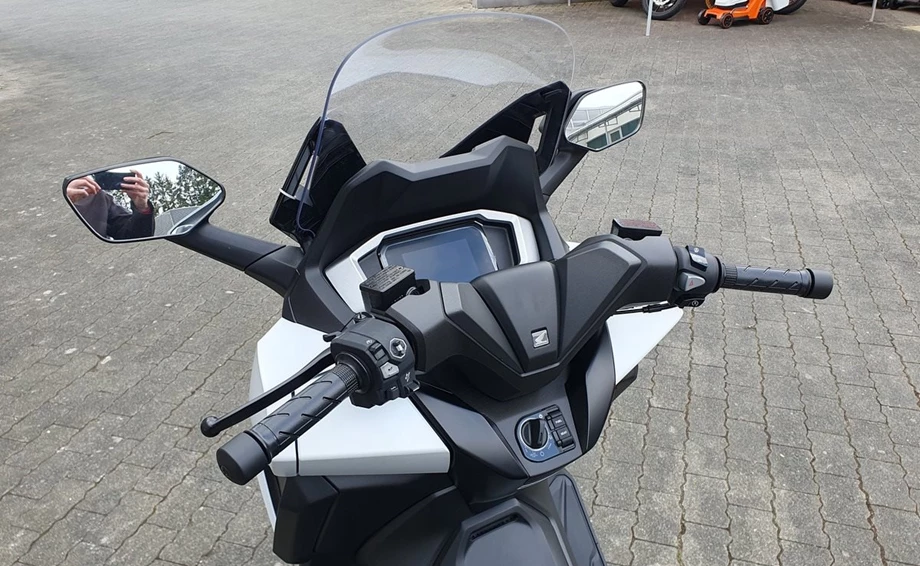 Angebot Honda Forza 125 Bild 16: Angebot Honda Forza 125