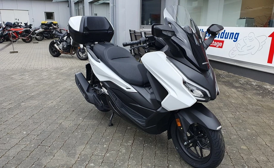 Angebot Honda Forza 125 Bild 3: Angebot Honda Forza 125