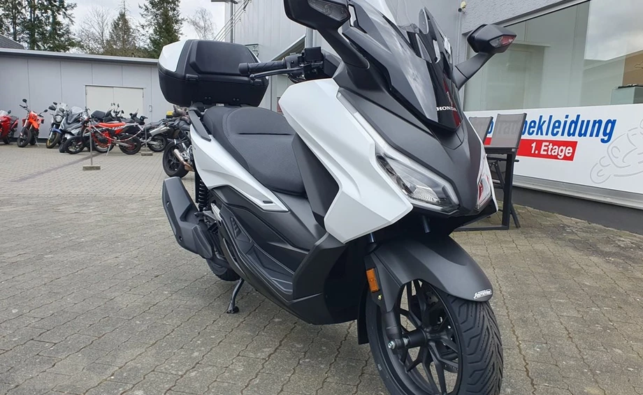 Angebot Honda Forza 125 Bild 4: Angebot Honda Forza 125