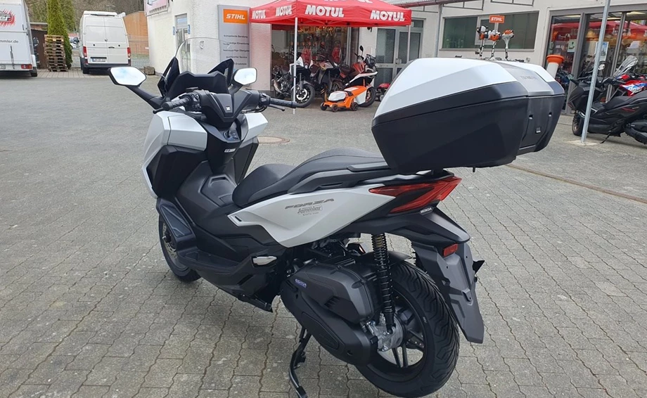 Angebot Honda Forza 125 Bild 8: Angebot Honda Forza 125