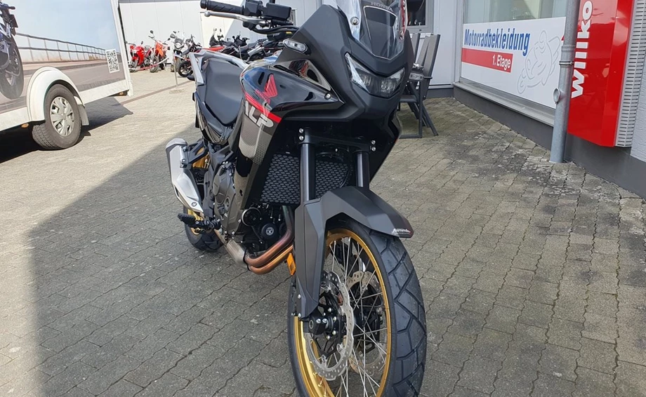 Angebot Honda XL750 Transalp Bild 4: Angebot Honda XL750 Transalp