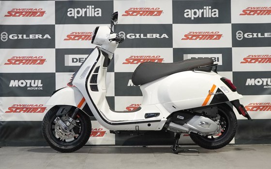 Neufahrzeug Vespa GTS Super Sport - Bild 3