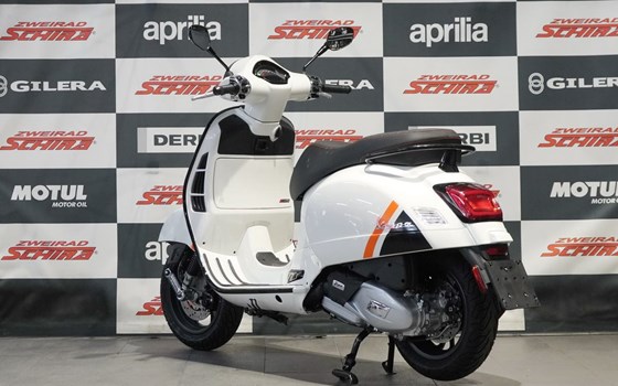 Neufahrzeug Vespa GTS Super Sport - Bild 4