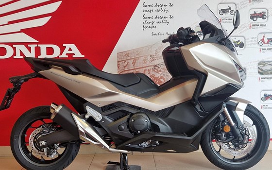 Neufahrzeug Honda Forza 750 - Bild 6