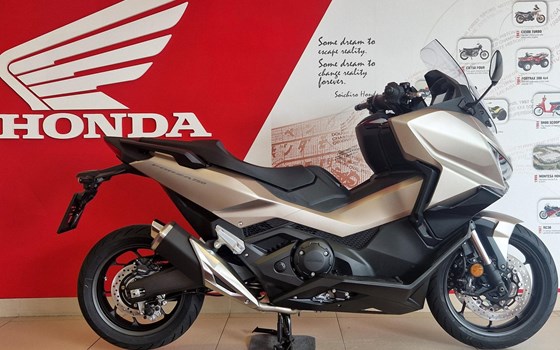 Neufahrzeug Honda Forza 750 - Bild 2