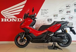 Neumotorrad Honda ADV350 Neumotorrad Honda ADV350