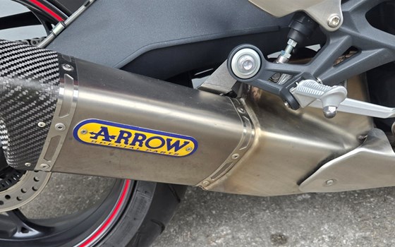 Gebrauchtmotorrad Triumph Street Triple 675 R - Bild 5