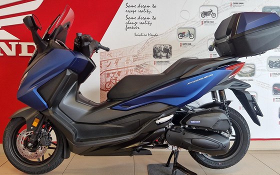 Neufahrzeug Honda Forza 125 - Bild 3 Neufahrzeug Honda Forza 125 - Bild 3