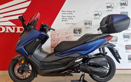 Neufahrzeug Honda Forza 125 - Bild 5 Neufahrzeug Honda Forza 125 - Bild 5
