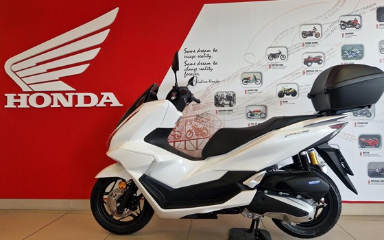 Neufahrzeug Honda PCX125 DX - Bild 1 Neufahrzeug Honda PCX125 DX - Bild 1