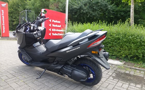 Gebrauchtmotorrad Suzuki Burgman 400 - Bild 4