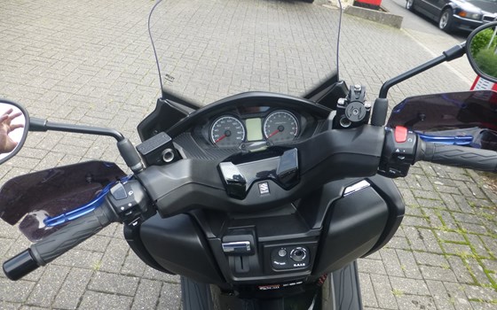 Gebrauchtmotorrad Suzuki Burgman 400 - Bild 5