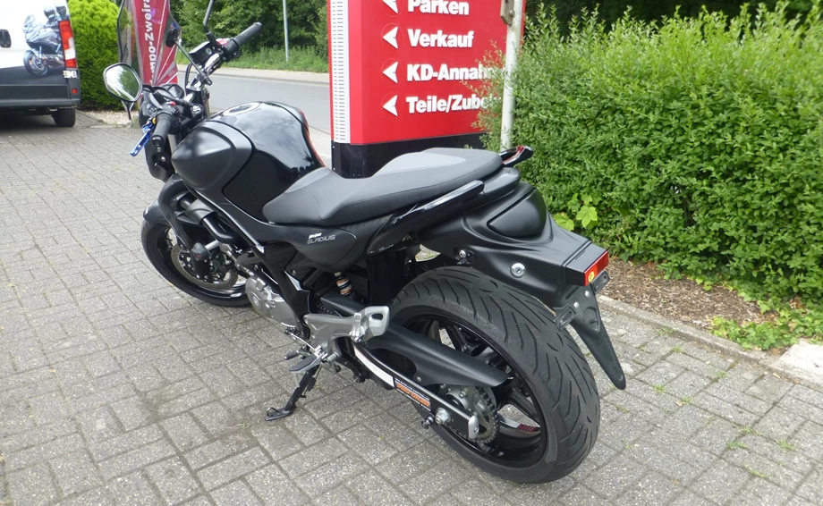 Offer Suzuki SV650 Bild 4: Offer Suzuki SV650