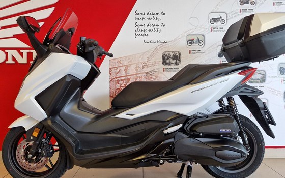 Neufahrzeug Honda Forza 350 - Bild 3 Neufahrzeug Honda Forza 350 - Bild 3