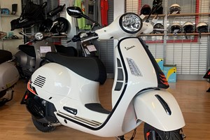 Offer Vespa GTS 310 SuperSport