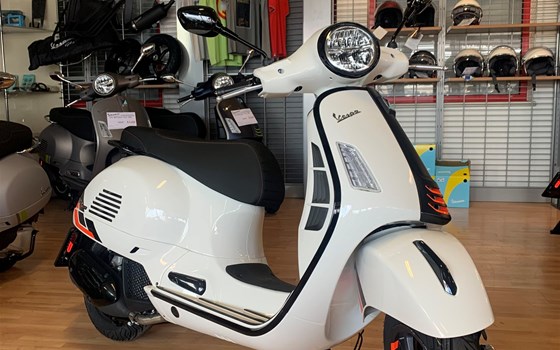 Neufahrzeug Vespa GTS 310 SuperSport - Bild 1 Neufahrzeug Vespa GTS 310 SuperSport - Bild 1