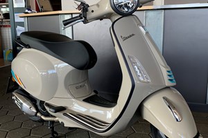 Offer Vespa Primavera 125 S