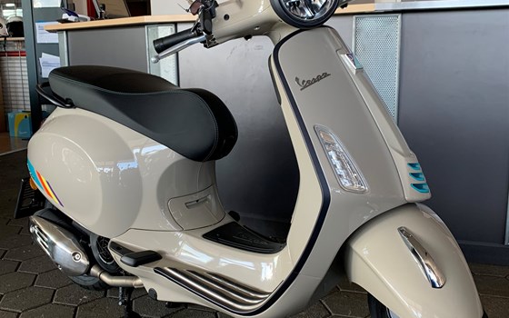 Neufahrzeug Vespa Primavera 125 S - Bild 1 Neufahrzeug Vespa Primavera 125 S - Bild 1