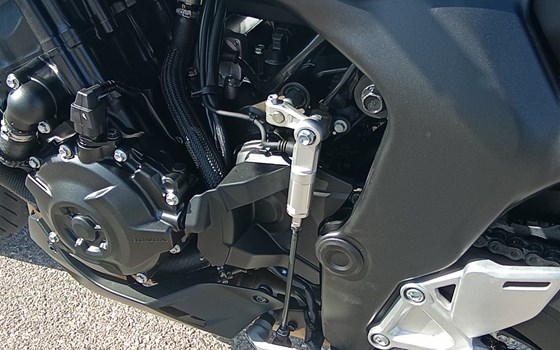 Gebrauchtmotorrad Honda CB1000 Hornet - Bild 12 Gebrauchtmotorrad Honda CB1000 Hornet - Bild 12