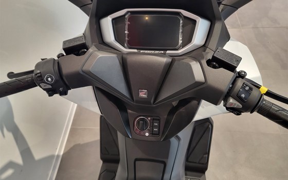 Neufahrzeug Honda Forza 125 - Bild 7