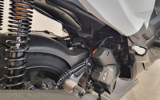 Neufahrzeug Honda Forza 125 - Bild 9