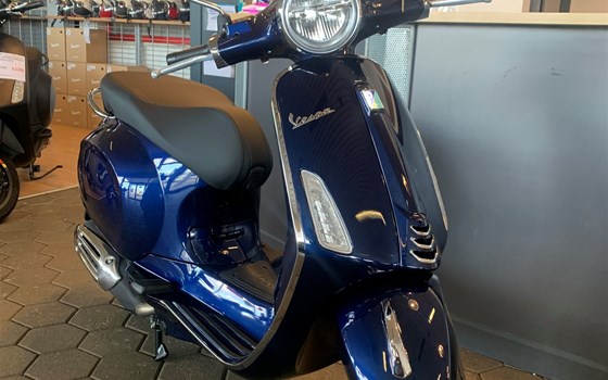 Neufahrzeug Vespa Primavera 50 - Bild 1 Neufahrzeug Vespa Primavera 50 - Bild 1