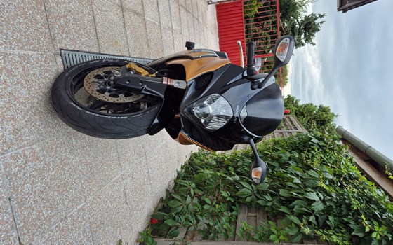 Gebrauchtmotorrad Suzuki GSX-R 1000 - Bild 15 Gebrauchtmotorrad Suzuki GSX-R 1000 - Bild 15