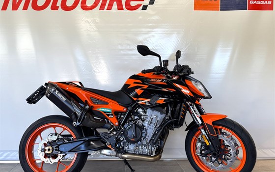 Gebrauchtmotorrad KTM 890 Duke GP - Bild 1 Gebrauchtmotorrad KTM 890 Duke GP - Bild 1