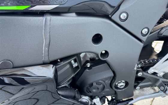 Gebrauchtmotorrad Kawasaki Ninja ZX-10R - Bild 10