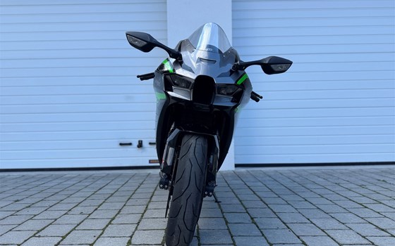 Gebrauchtmotorrad Kawasaki Ninja ZX-10R - Bild 7
