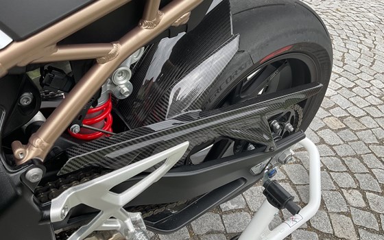 Gebrauchtmotorrad BMW S 1000 R - Bild 11 Gebrauchtmotorrad BMW S 1000 R - Bild 11
