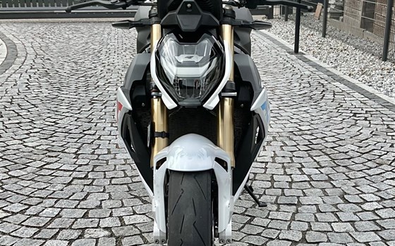 Gebrauchtmotorrad BMW S 1000 R - Bild 14 Gebrauchtmotorrad BMW S 1000 R - Bild 14